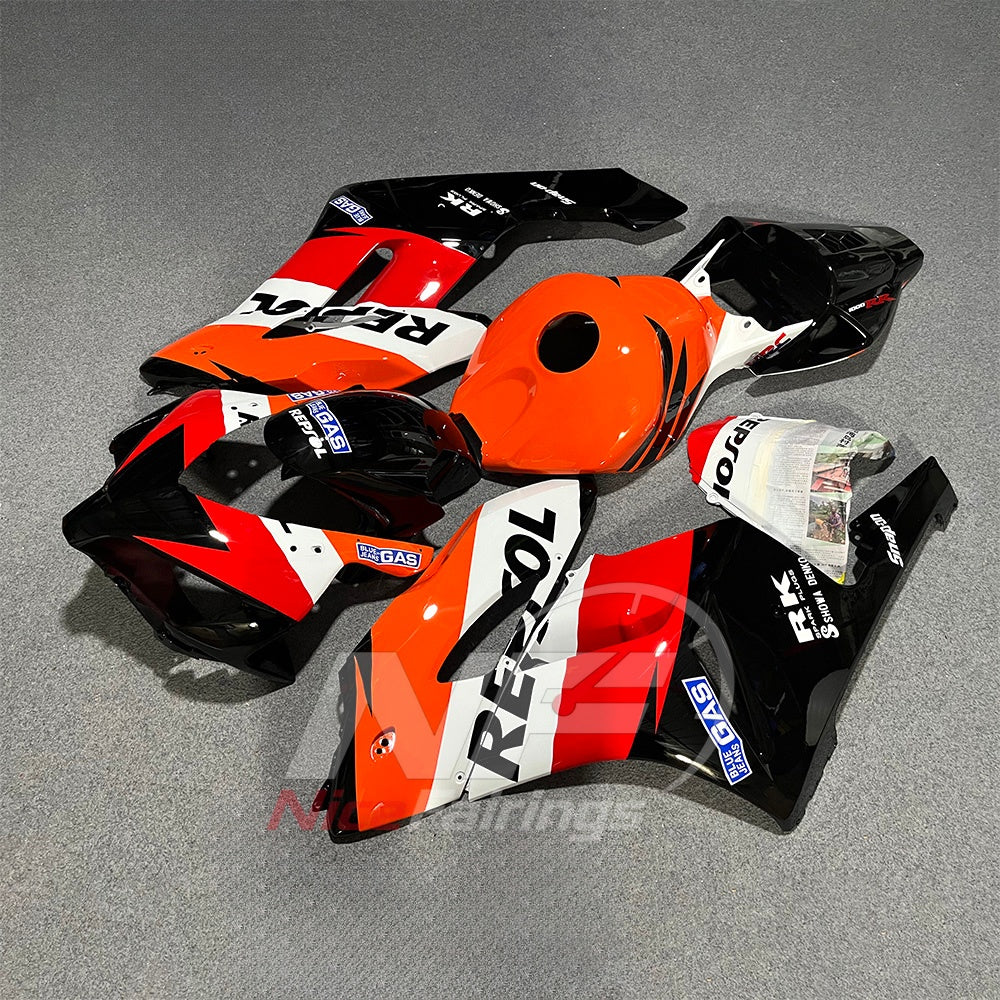 ABS Cowling Set Fits 2004-2005 HONDA CBR1000RR | NiceFairings - front angle image