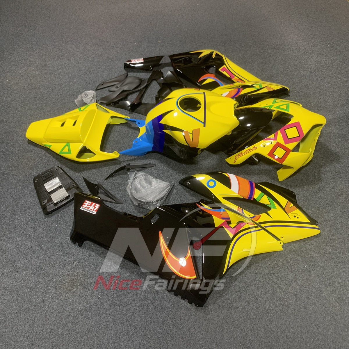 Aftermarket Cowling Panel Set Fits HONDA CBR1000RR 2004-2005 | NiceFairings - front angle image