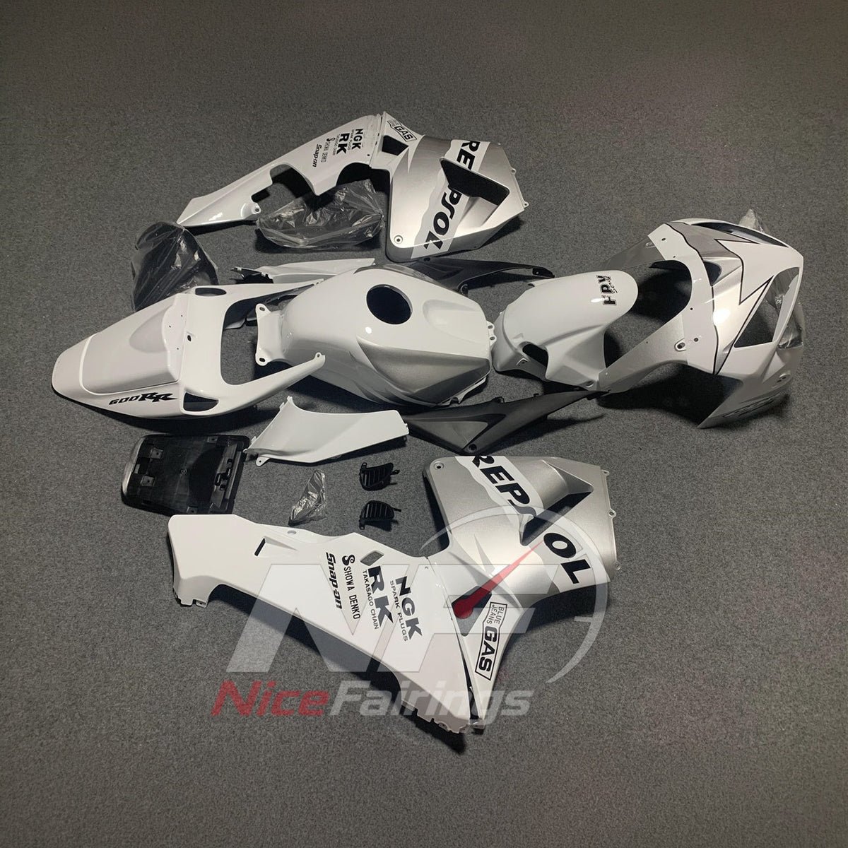 Custom-Painted Injection-Molded Panel Kit Compatible with Honda CBR600RR F5 2005-2006 | NiceFairings - side angle image