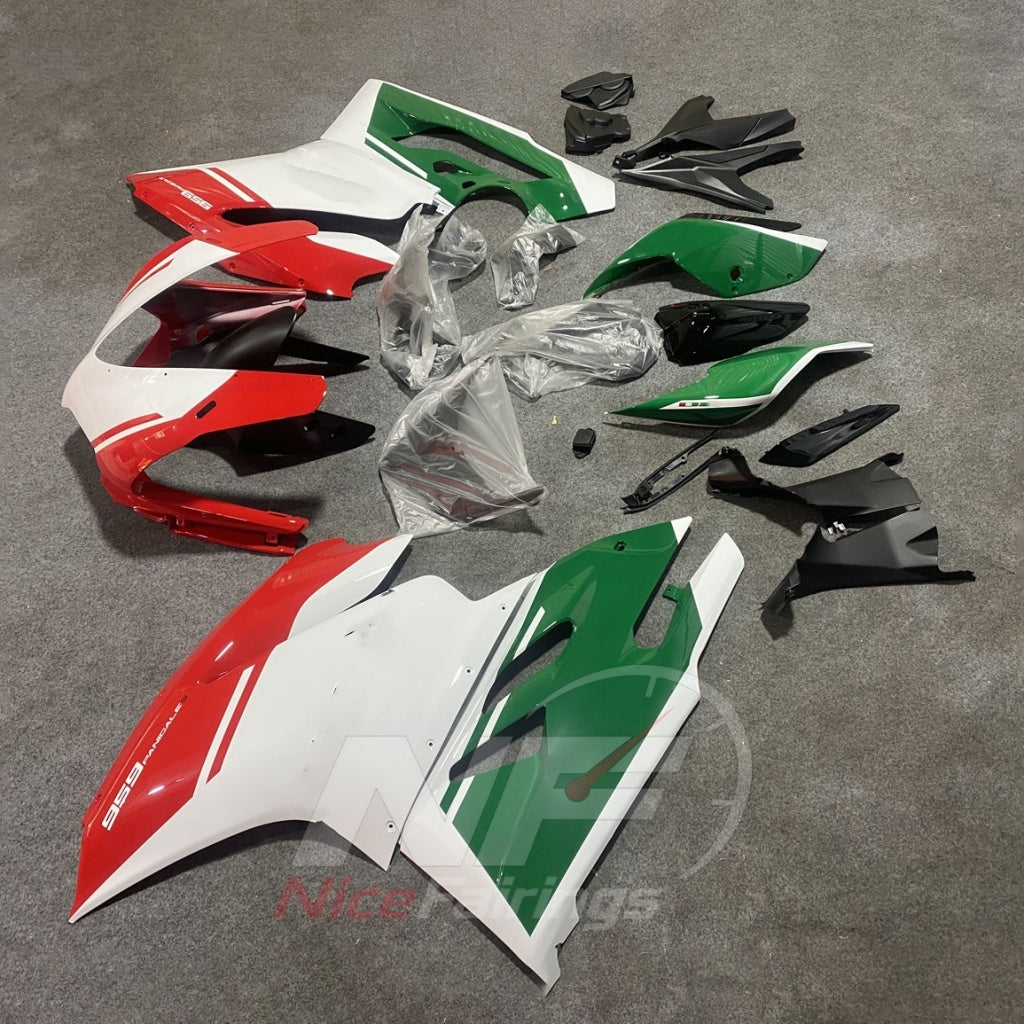 Fairing Kit Fits 2015-2019 DUCATI Panigale 959 1299 - ABS Plastic - Red White Green | NiceFairings - front angle image
