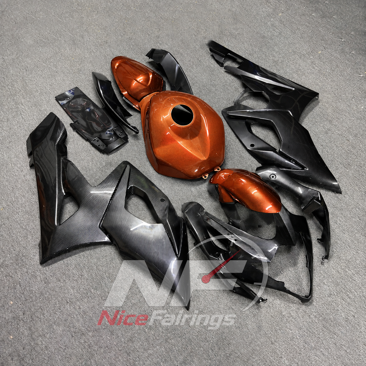 Carbon-Fiber-Style Injection-Molded Bodywork Set Fits 2005-2006 SUZUKI GSX-R1000 K5 | NiceFairings - side angle image