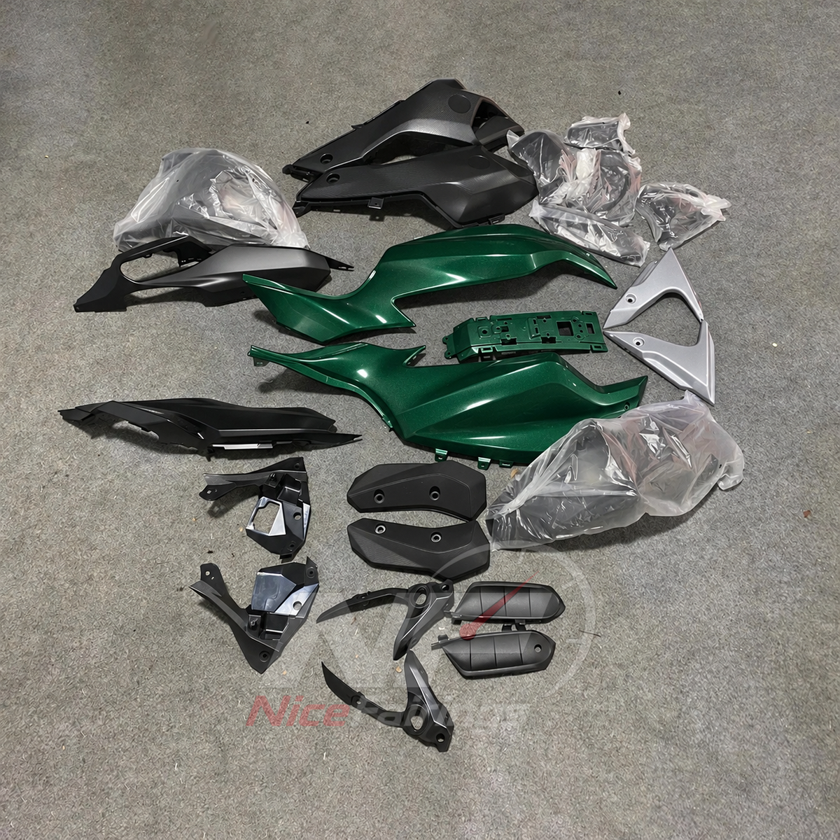 2014-2017 Yamaha MT-07 FZ-07 ABS fairing kit - Forest Green ABS Fairings - view 3