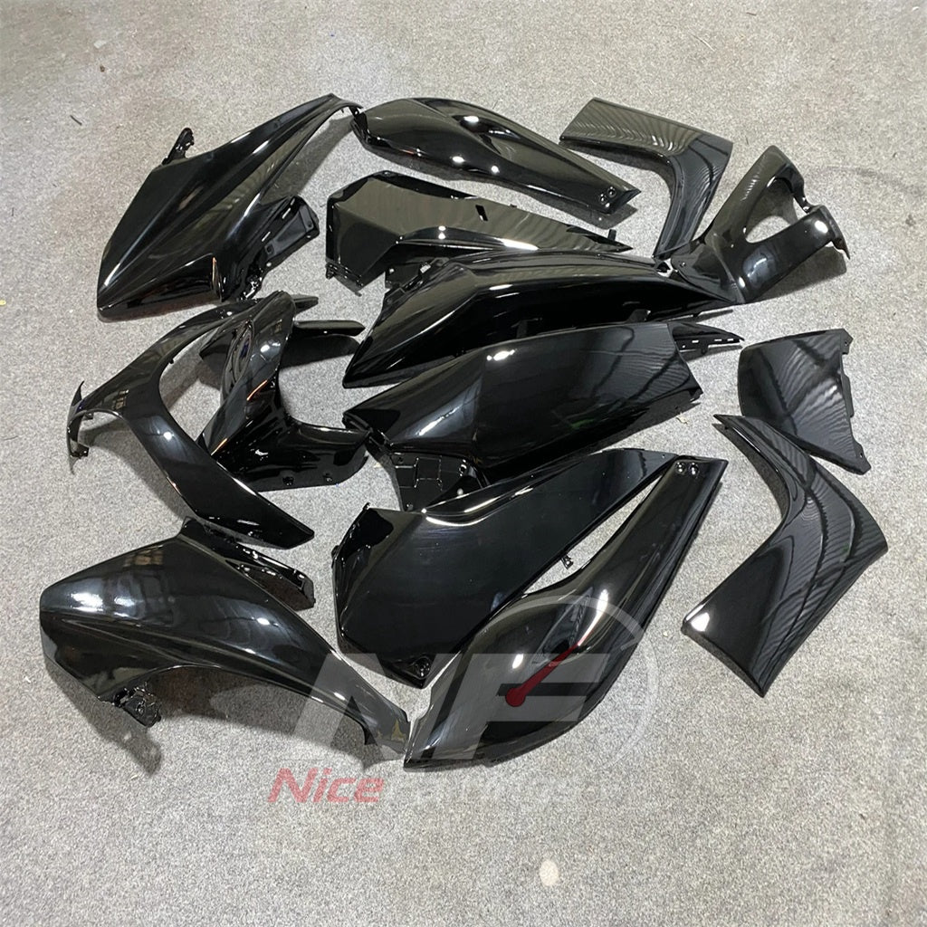Aftermarket Fairing Kit Fits 2008-2011 YAMAHA TMAX500 - Scooter ABS Bodywork - Black Silver | NiceFairings - front angle image
