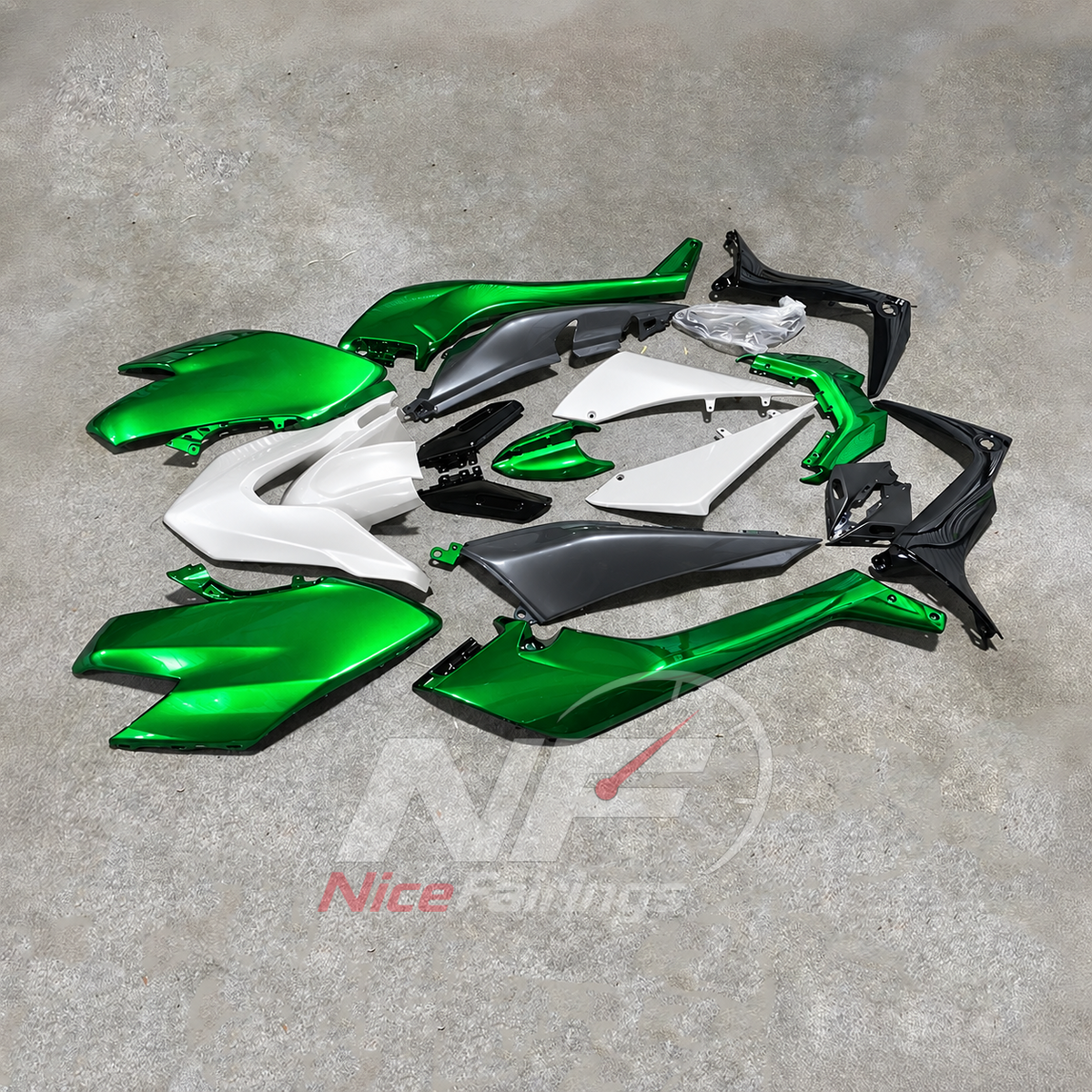 Replacement Green ABS Injection Fairing Kit Fits 2017-2019 YAMAHA TMAX530 SJ14 | NiceFairings - side angle image