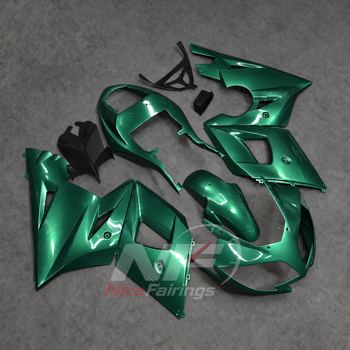 ABS Plastic Fairing Kit Fits 2003-2005 TRIUMPH Daytona 600/650 - Handmade ABS Bodywork - Green | NiceFairings - front angle image