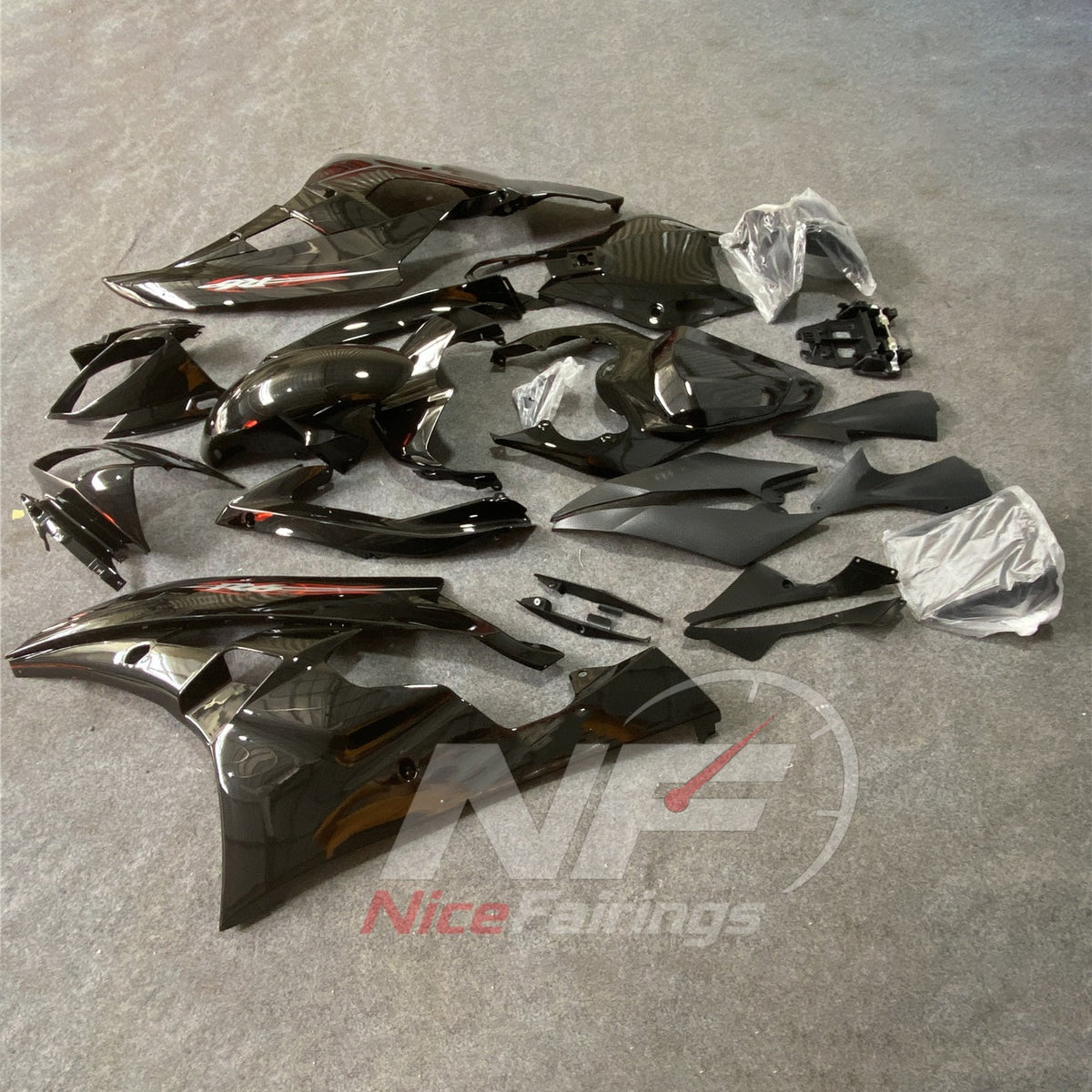 Painted Black Sportbike Fairing Set Fits YAMAHA YZF-R6 RJ11 2006-2007 | NiceFairings - front angle image
