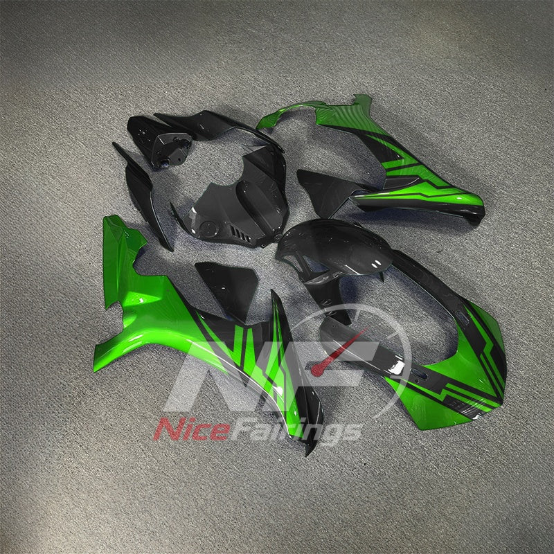 For Yamaha YZF-R1 2015-2019 Green Black Motorcycle Fairings | NiceFairings - front angle image