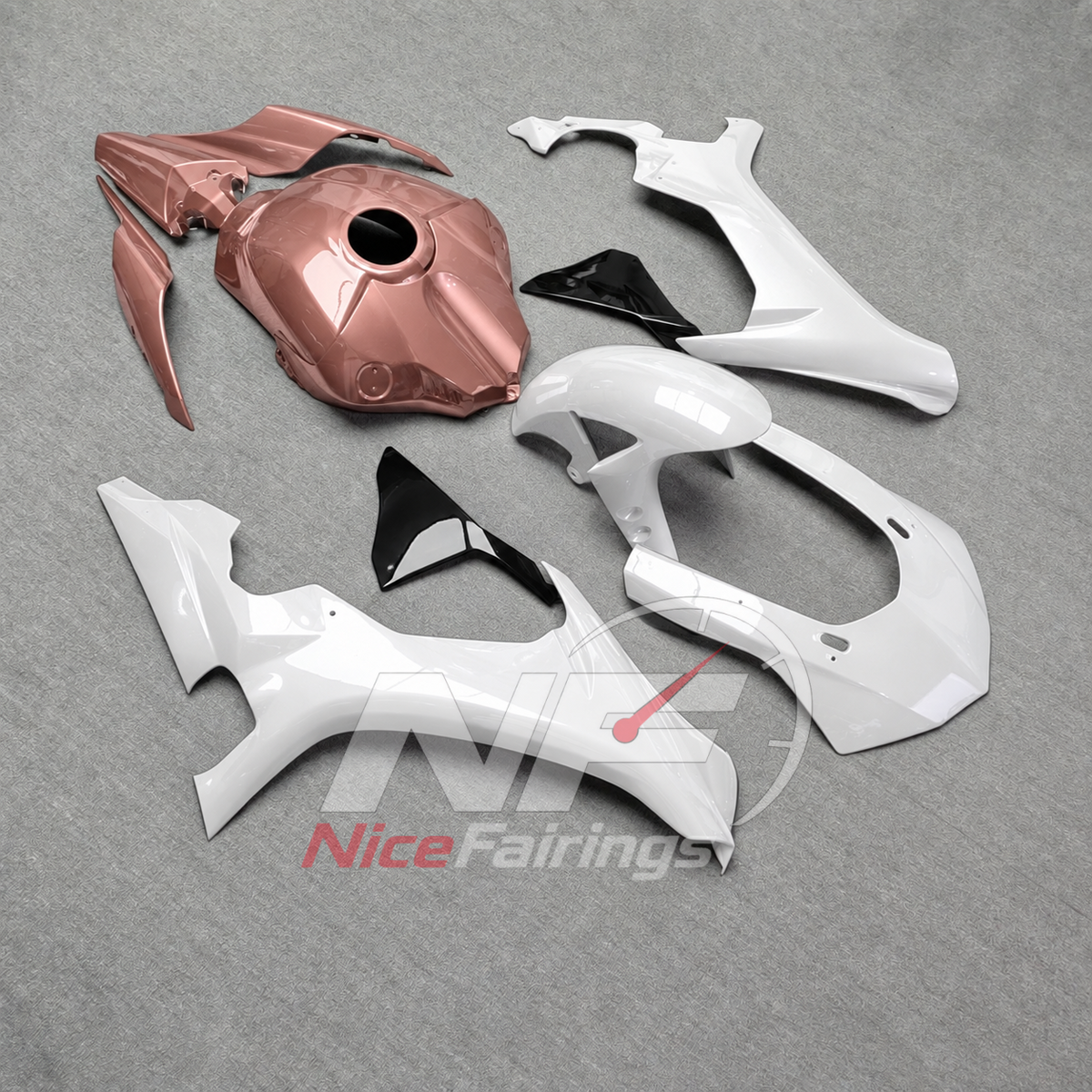 For Yamaha YZF-R1 2015-2019 White Rose Gold Motorcycle Fairings | NiceFairings - front angle image