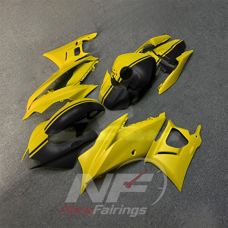 Aftermarket Sportbike Bodywork Set Fits Yamaha YZF-R25 YZF-R3 2019-2024 | NiceFairings - front angle image