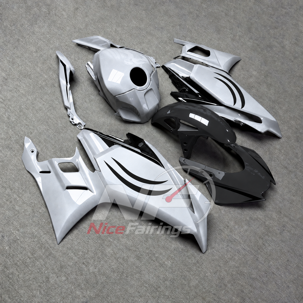 Aftermarket Sportbike Bodywork Set Fits Yamaha YZF-R25 YZF-R3 2025-2026 | NiceFairings - front angle image