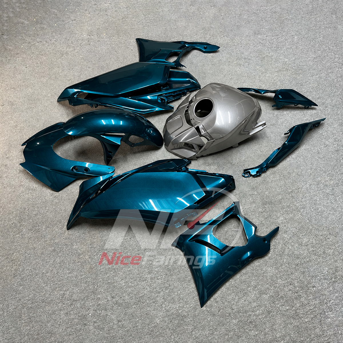 Aftermarket Replacement Fairing Panels Compatible with Yamaha YZF-R25 YZF-R3 2025-2026 | NiceFairings - front angle image