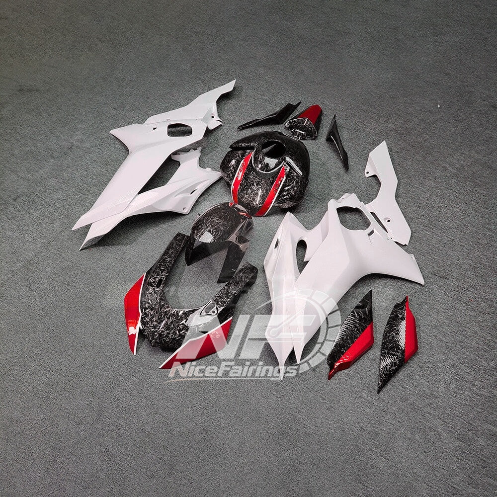 For YAMAHA YZF-R6 2017-2026 R6 17-26 Color Matched 3-Layer Clear Coat Aftermarket S Fairings Kit | NiceFairings - side angle image