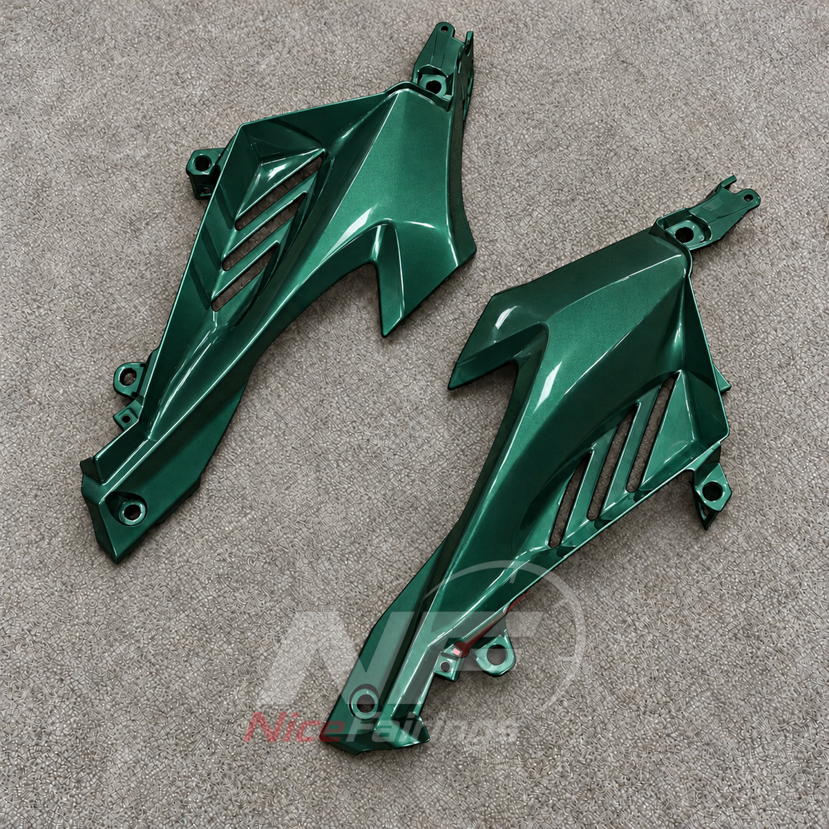 Aftermarket Fairing Kit Fits 2023-2026 YAMAHA YZF-R125 - ABS Plastic Bodywork - Emerald Green | NiceFairings - side angle image
