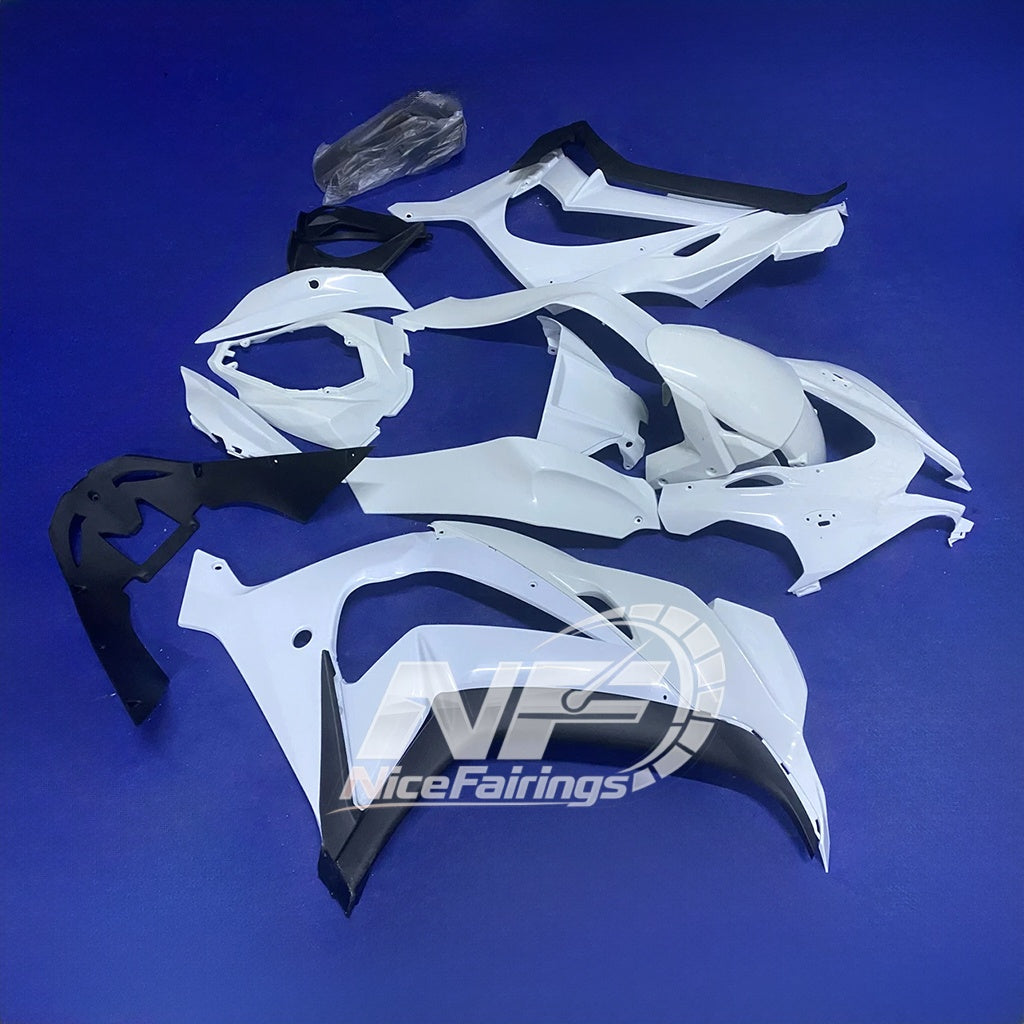 For Kawasaki ZX10R 2016-2020 ( ) Carbon Fiber Aftermarket Full Set Custom Color Pain Fairings Kit | NiceFairings - side angle image