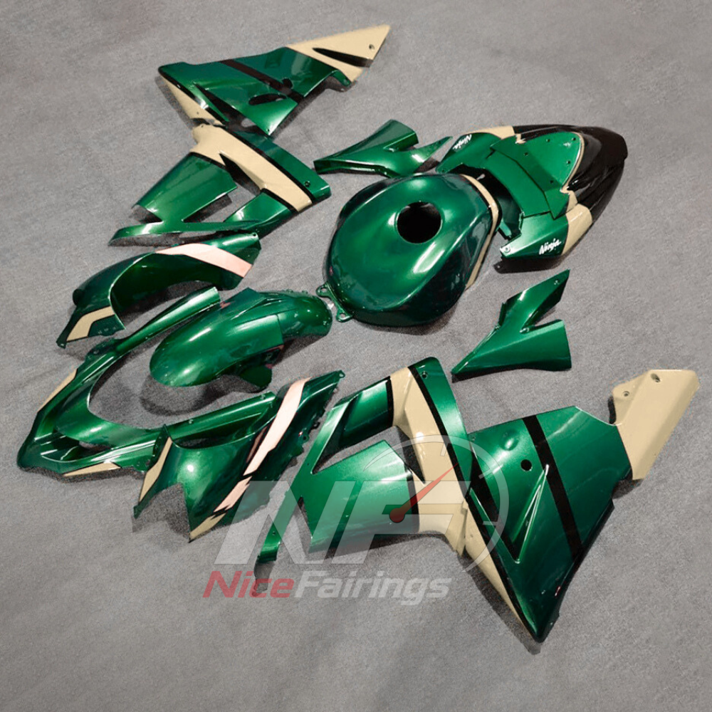 Custom Fairings Compatible with 2004-2005 KAWASAKI ZX10R - ABS Plastic Bodywork | NiceFairings - side angle image