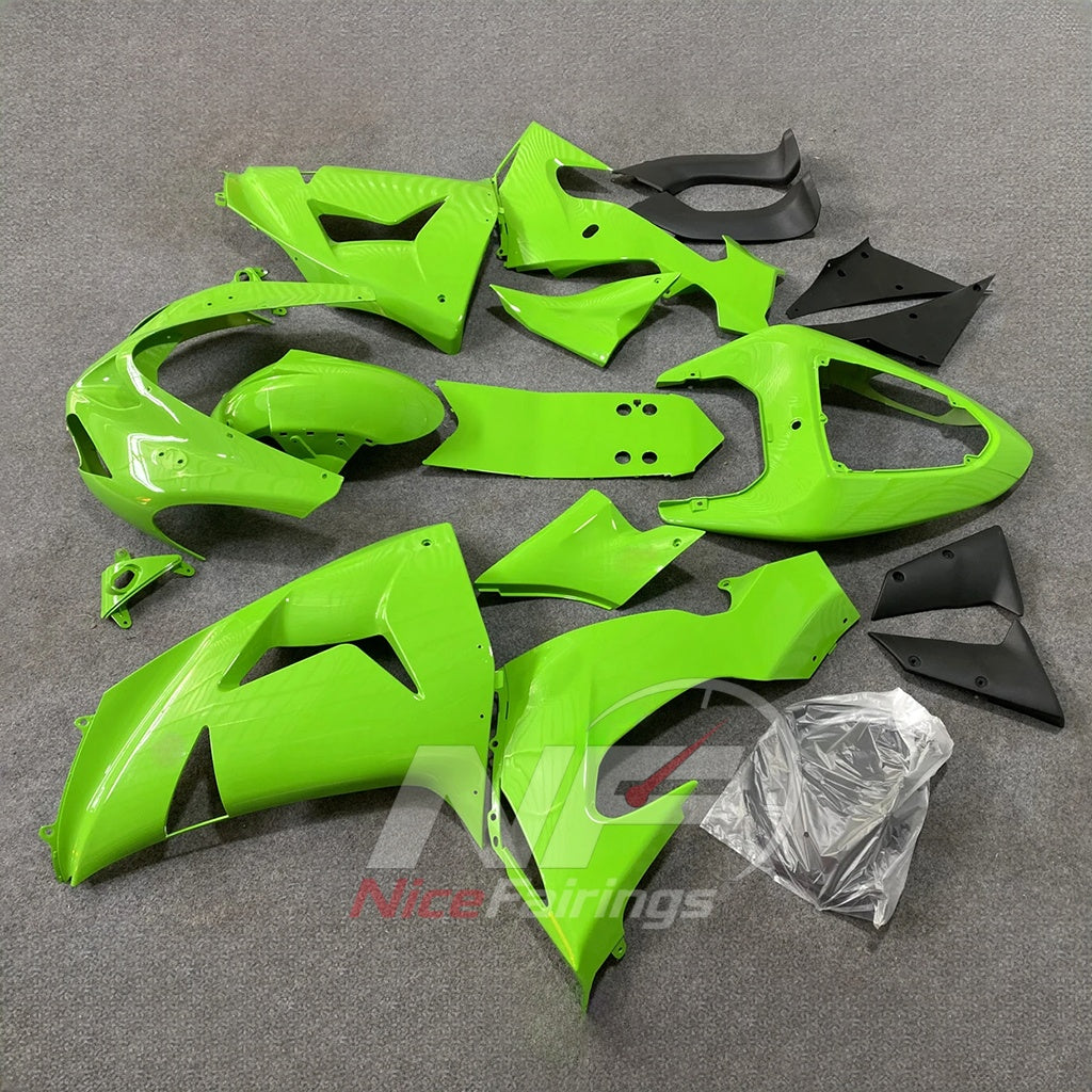 Replacement Fairings Compatible with 2006-2007 KAWASAKI ZX10R - ABS Bodywork - Green | NiceFairings - front angle image