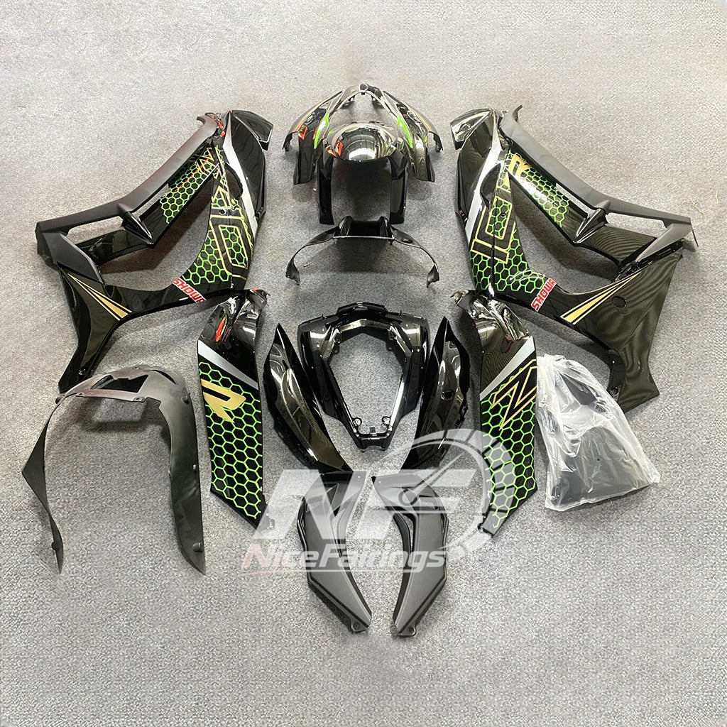 For Kawasaki ZX10R 2016-2020 Bodywork Carbon Fiber Custom Painted UV Protective Glos Fairings Kit | NiceFairings - rear angle image