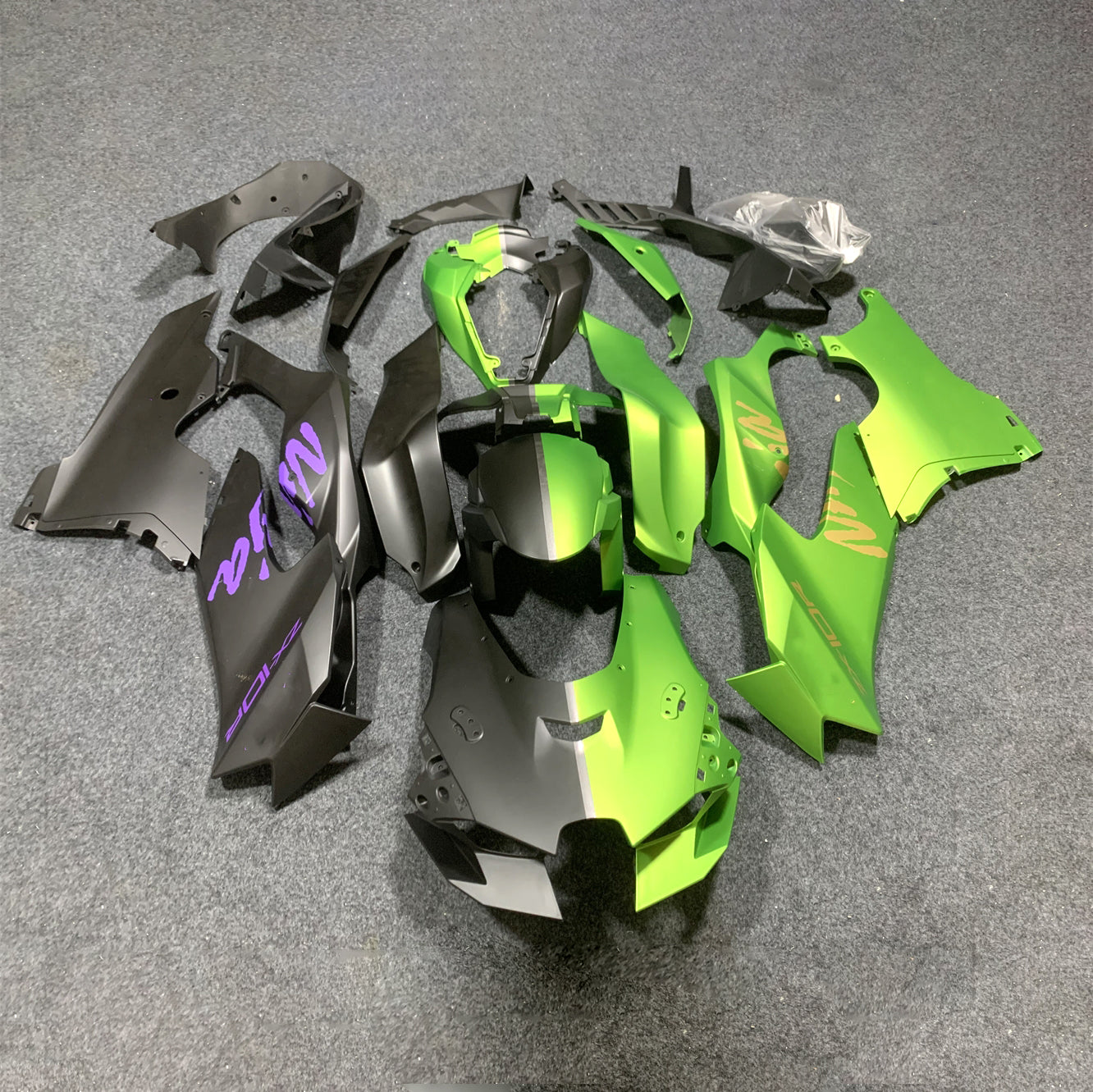 For Kawasaki ZX10R 2021-2026 Design 05 Fairings Kit | NiceFairings - paint design NO.4 option image