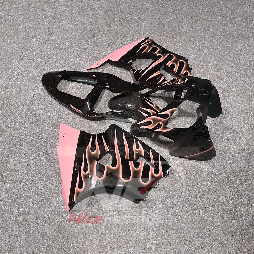 Kawasaki ZX6R 2000-2002 Black pink flame graphic - angled view