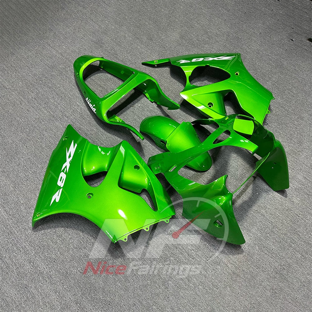 Kawasaki ZX6R 2000-2002 Solid bright green bodywork - angled view