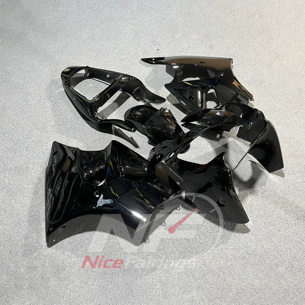 Kawasaki ZX6R 2000-2002 Black plain bodywork - angled view