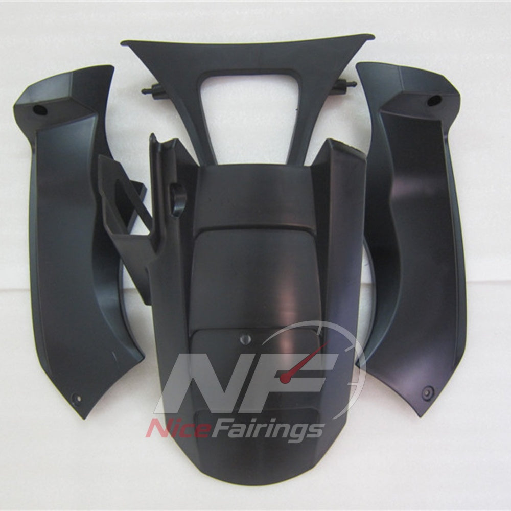 Kawasaki ZX6R 2003-2004 accompanying black inner panels and trim pieces
