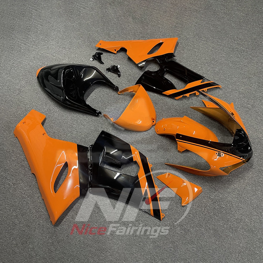 Kawasaki ZX6R 2005-2006 Orange black split panels - angled view
