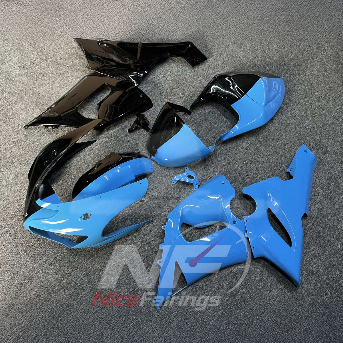 Kawasaki ZX6R 2005-2006 Half blue black panels - angled view