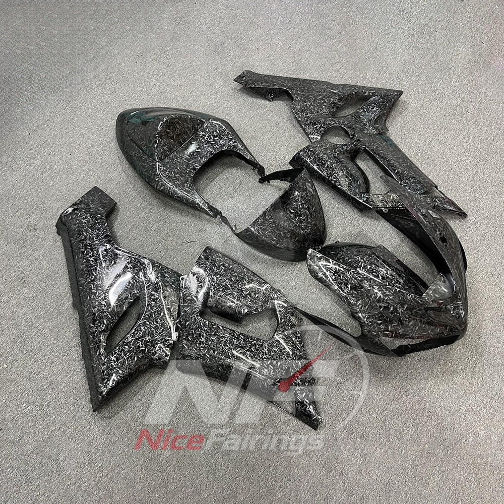 Kawasaki ZX6R 2005-2006 Dark Carbon Fiber Look - angled view