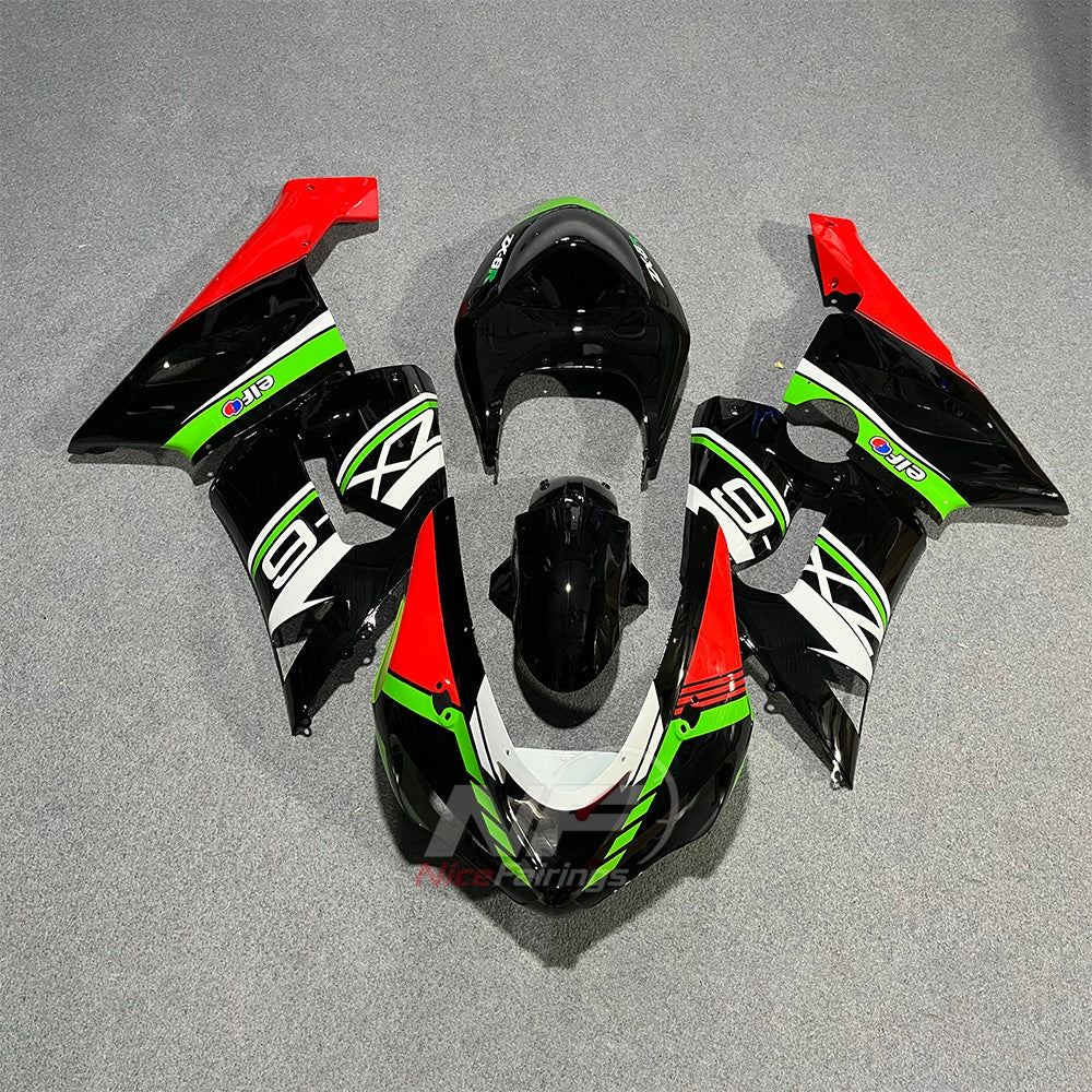 Kawasaki ZX6R 2005-2006 Black red green number graphic - front view