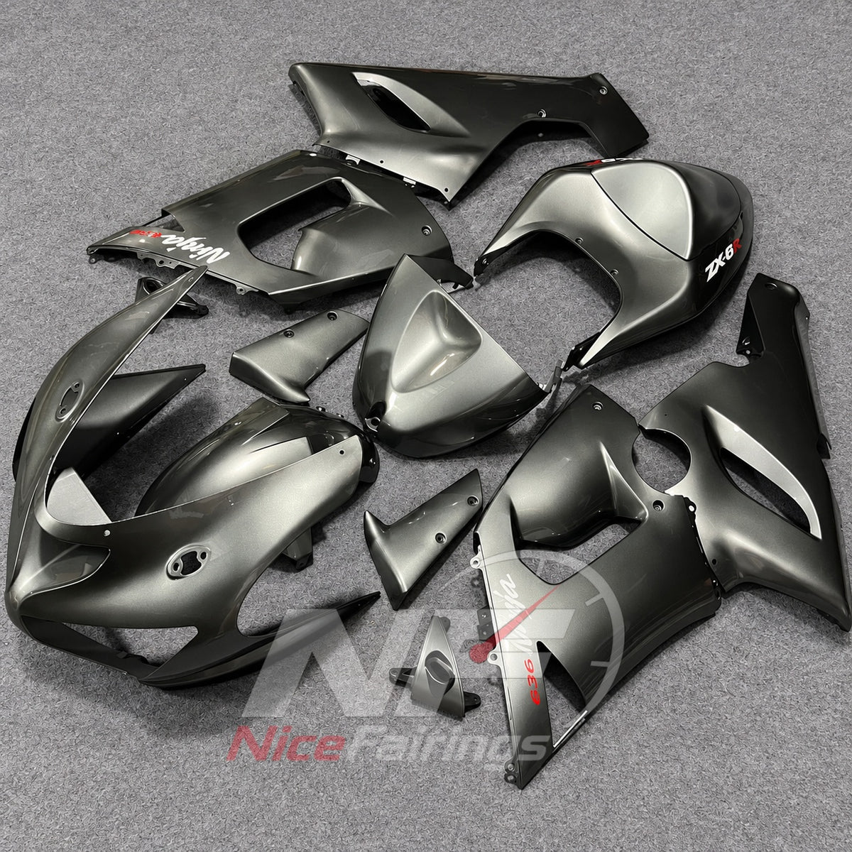 Kawasaki ZX6R 2005-2006 Metallic gray panels - angled view