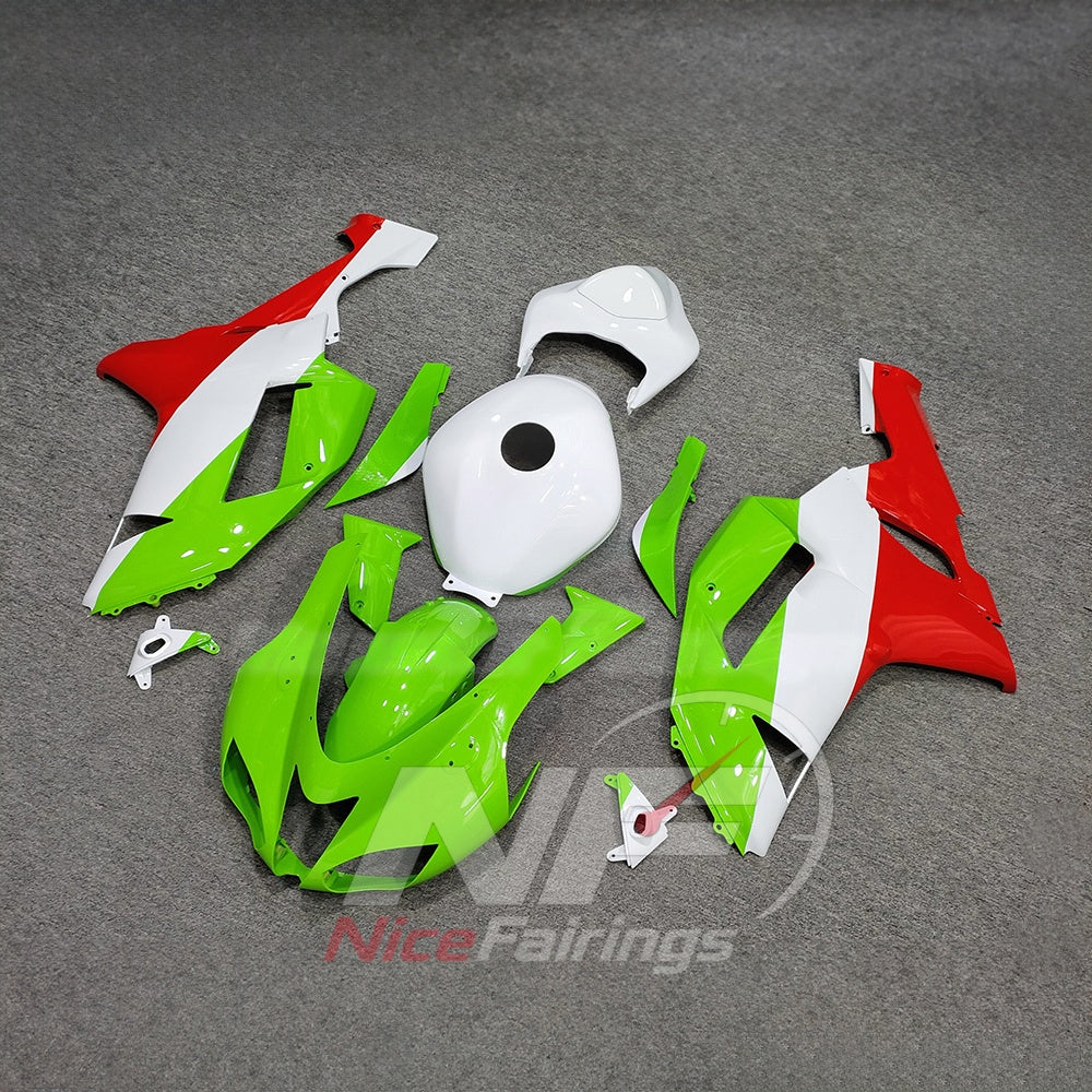 Kawasaki ZX6R 2007-2008 Green-white-red panels - angled view