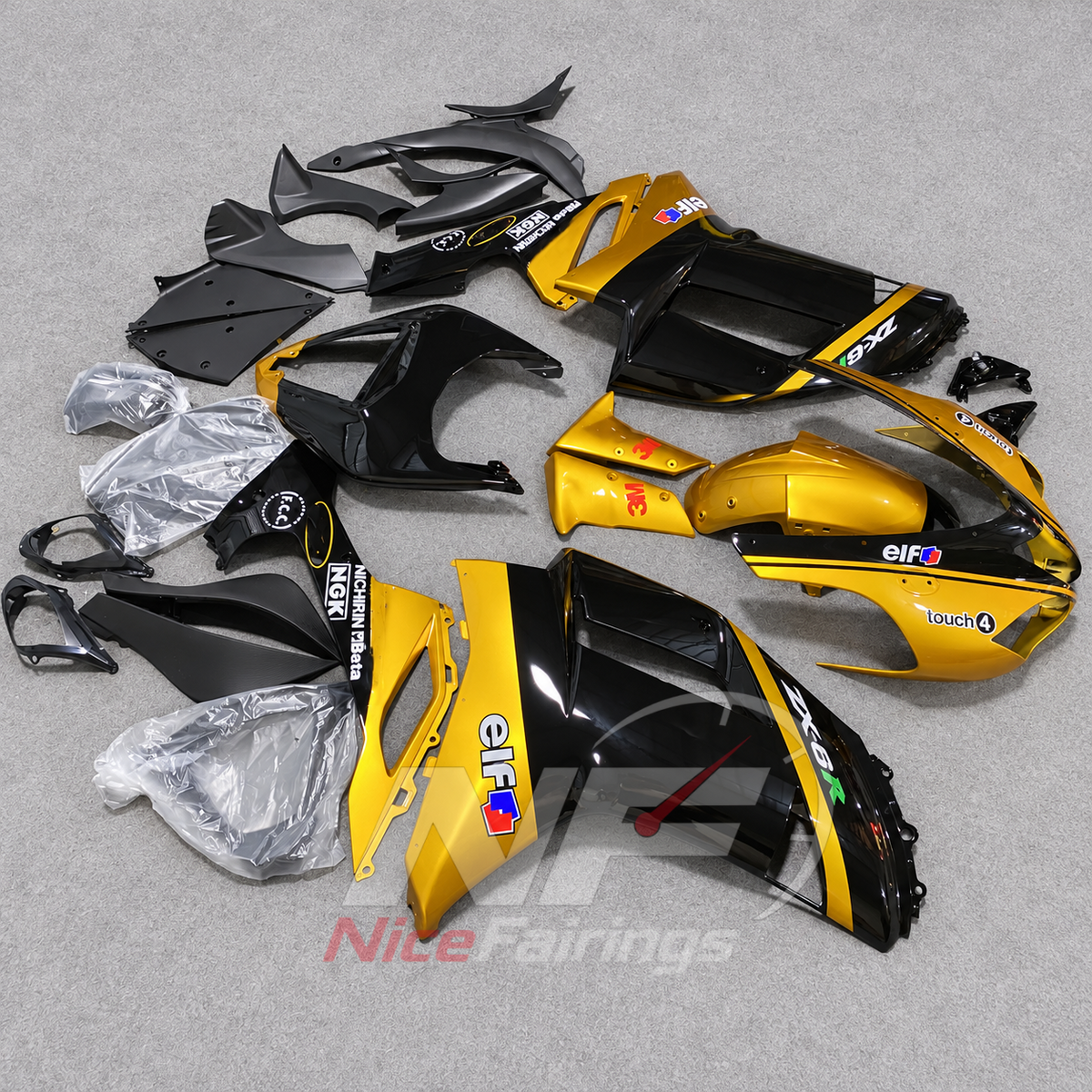 Kawasaki ZX6R 2007-2008 Gold-black printed panels - angled view