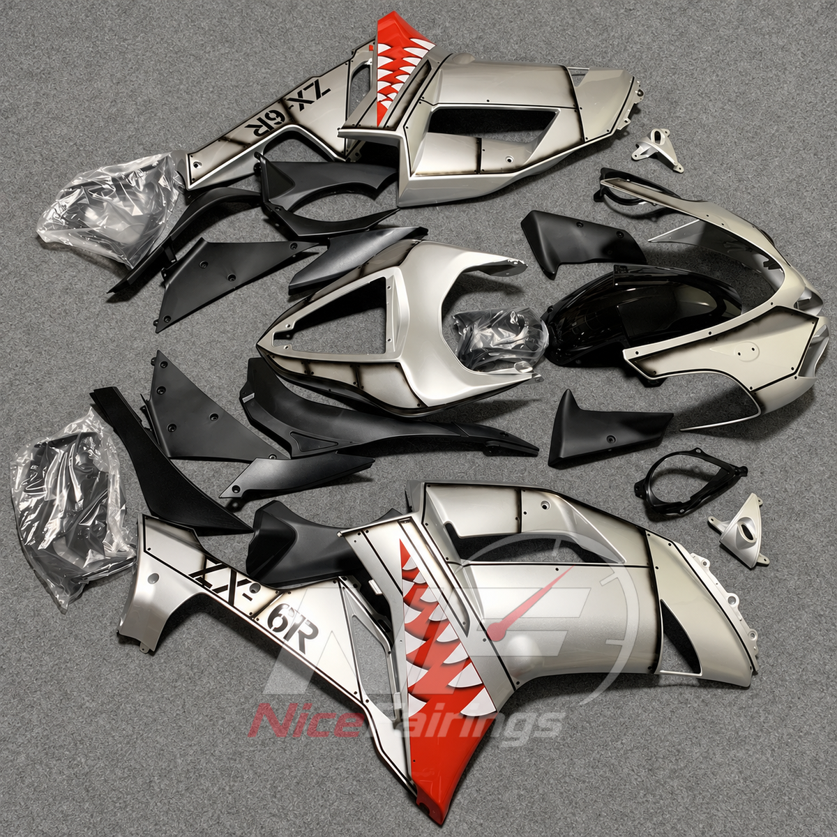 Kawasaki ZX6R 2007-2008 Silver shark-mouth layout - angled view