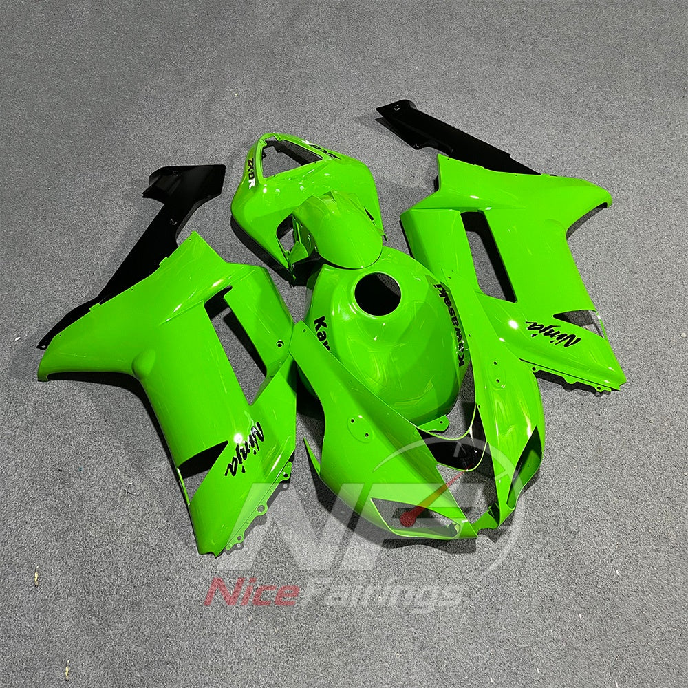 Kawasaki ZX6R 2007-2008 Green body panels - angled view