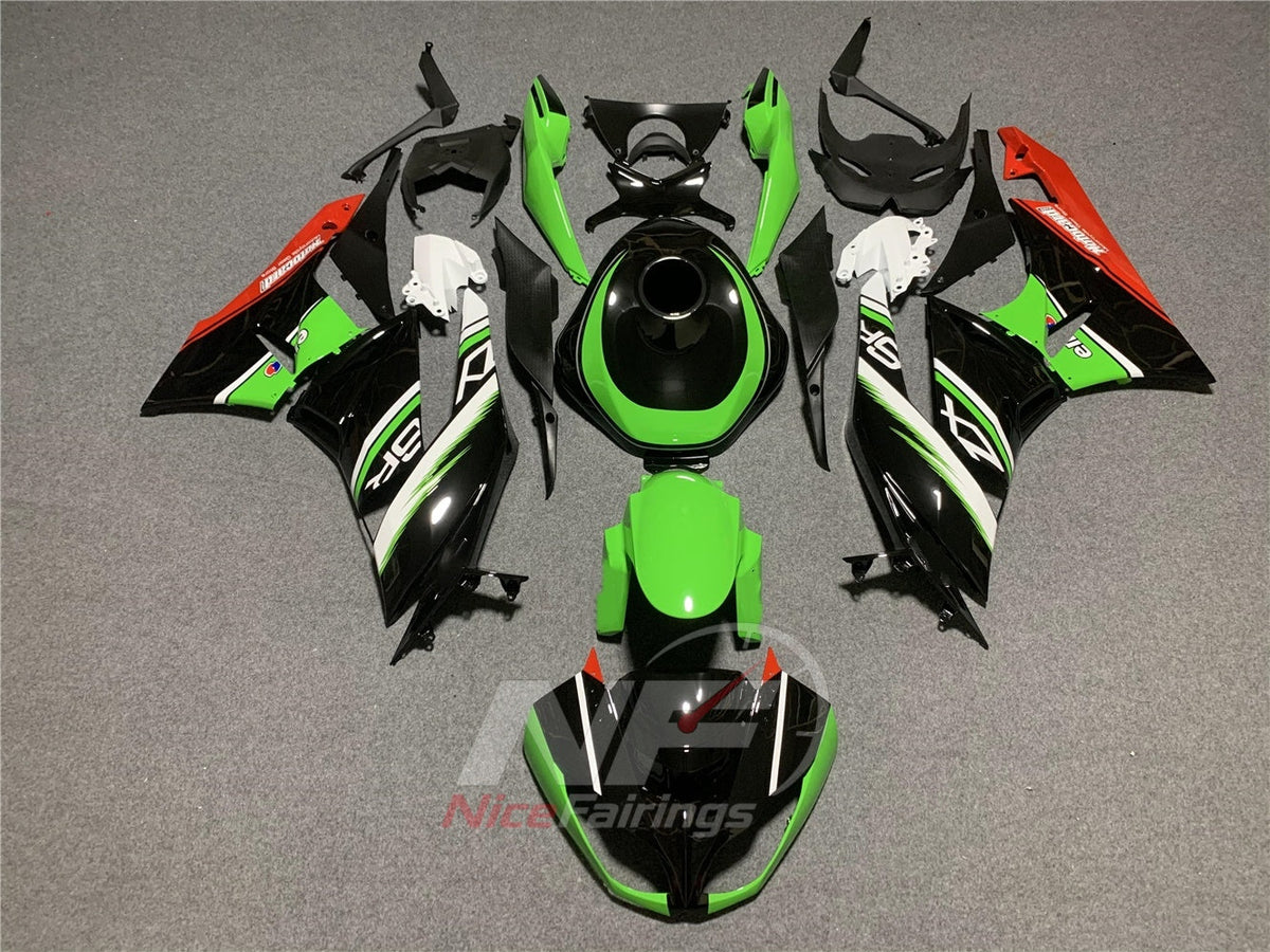 Kawasaki ZX6R 2009-2012 - Green with red lower trim - paint design NO.3 option image