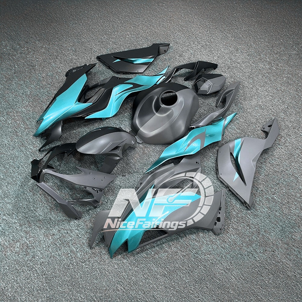 Kawasaki Ninja ZX-6R 636 2019-2023 Custom Fairings Blue Silver Tank Cover | NiceFairings - front angle image