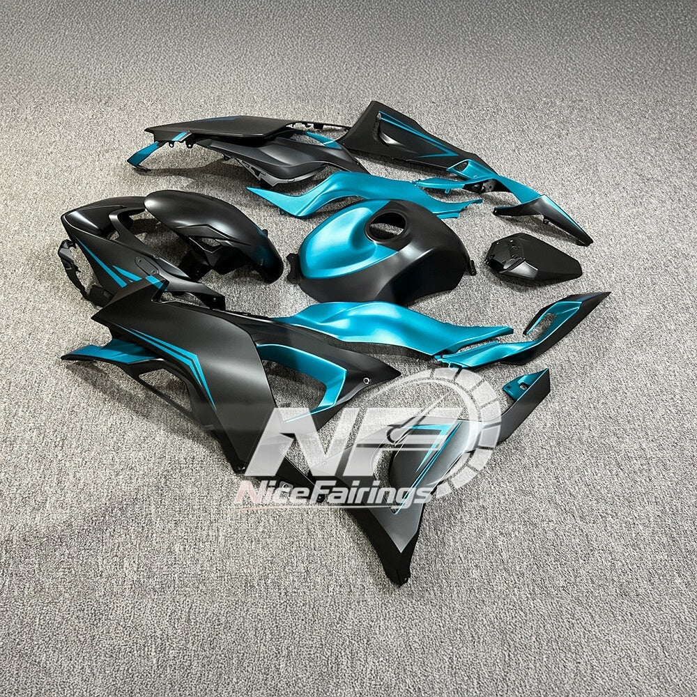 For Kawasaki Ninja ZX6R 636 2024-2025 Sportbike Plastics Orange Black Tank Cover | NiceFairings - front angle image