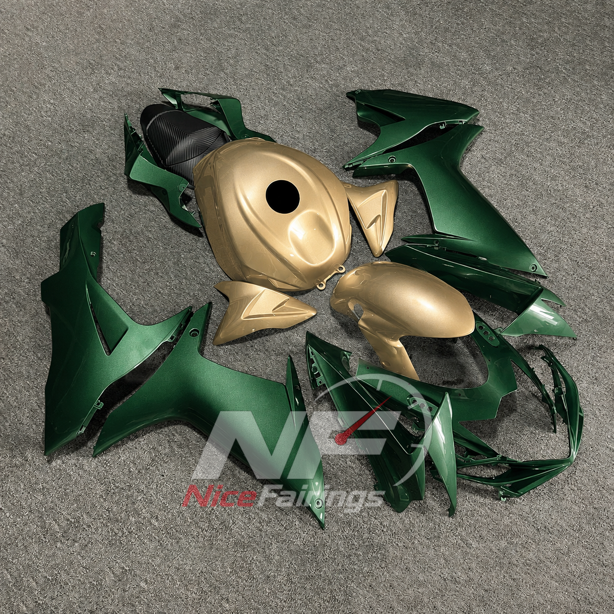 For Suzuki GSXR600 GSXR750 K11 2011-2016 Motorcycle Fairing Kit Black Green Body Panels | NiceFairings - front angle image