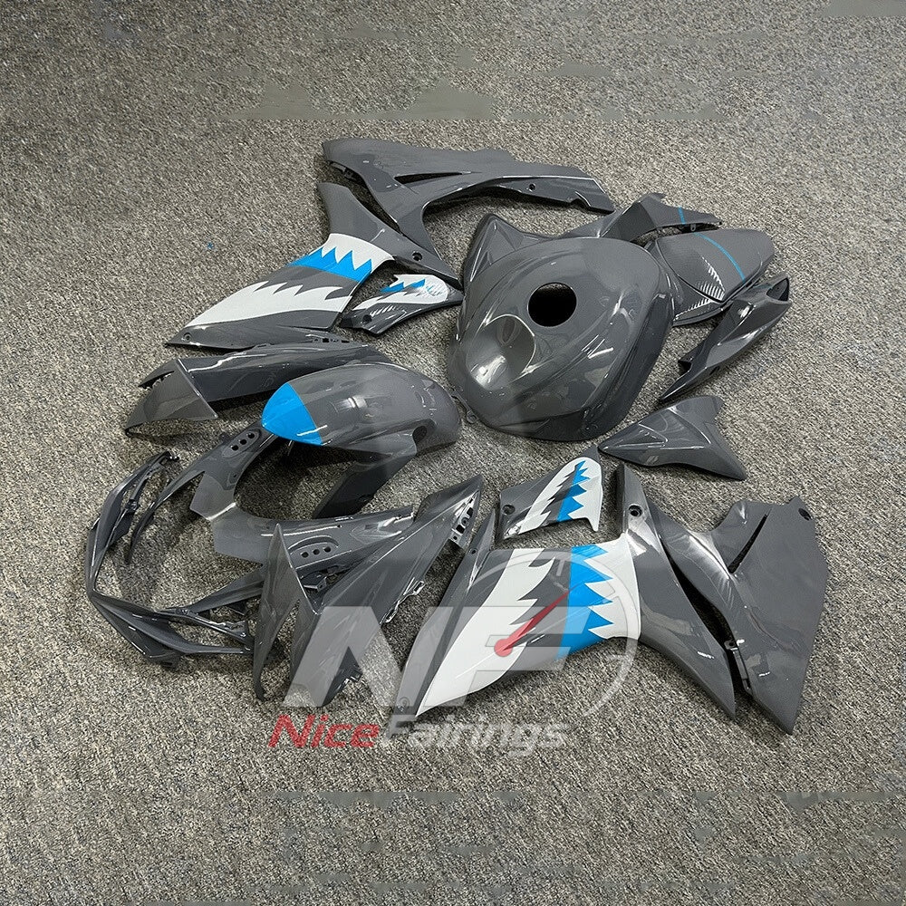 For Suzuki GSXR600 GSXR750 K11 2011-2016 ABS Body Kit White Black Street Track Fairings | NiceFairings - front angle image