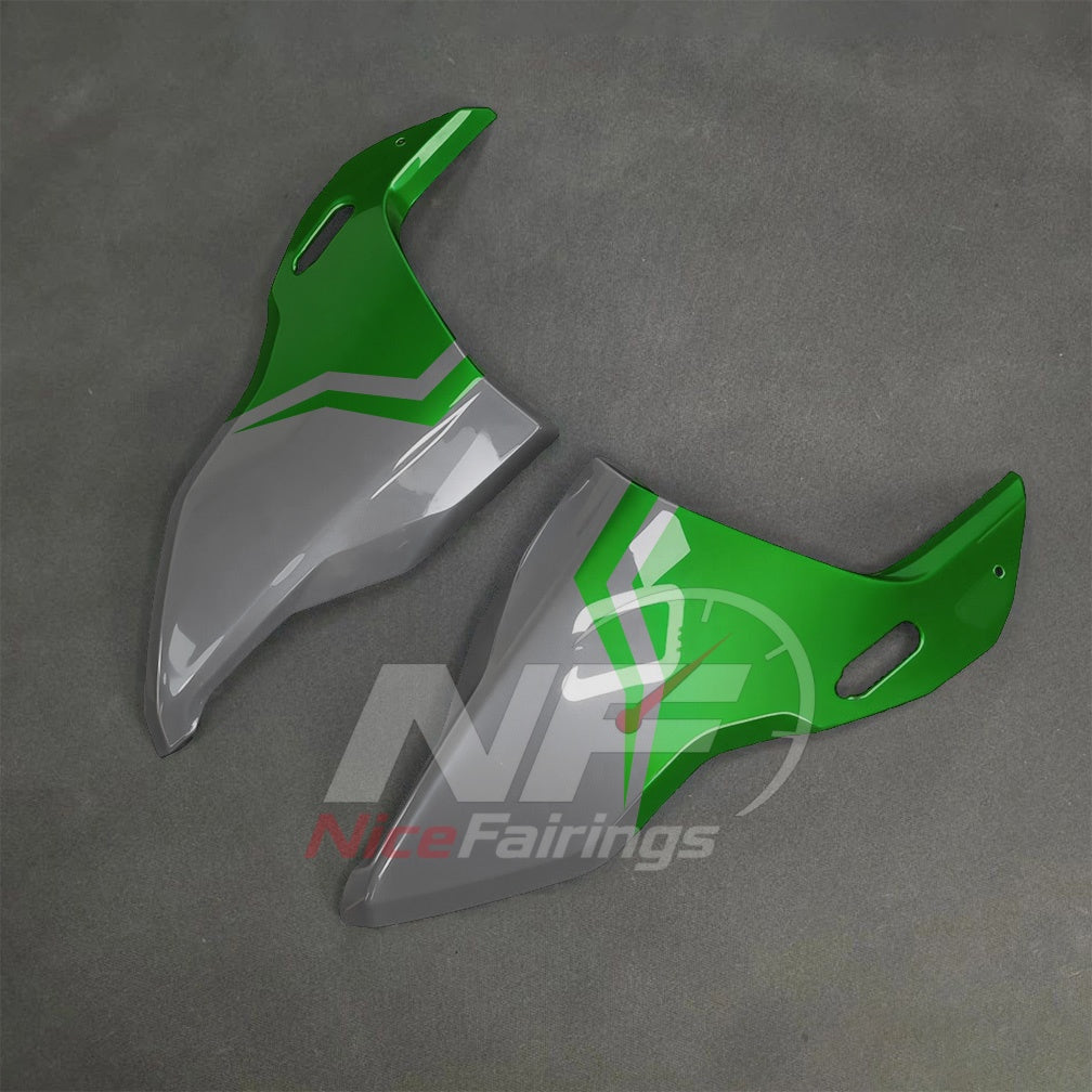 For BMW S1000RR 2025-2026 Green Black ABS Fairing Kit with Painted Bodywork and Replacement Panels | NiceFairings - front angle image