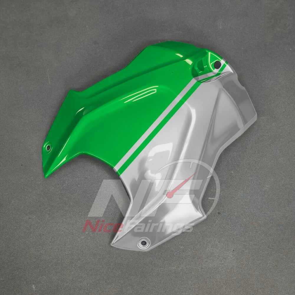 For BMW S1000RR 2025-2026 Green Black Motorcycle Fairing Kit with Aftermarket Body Panels | NiceFairings - front angle image