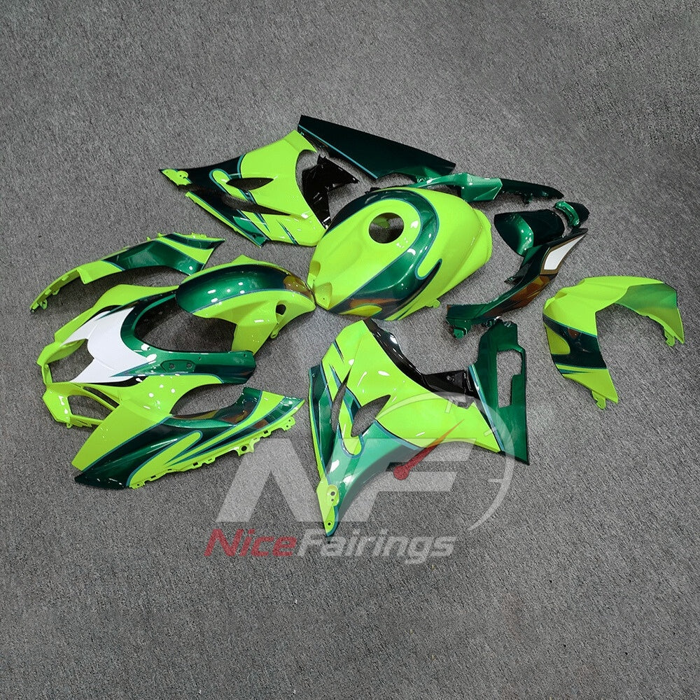 For Suzuki GSXR1000 K17 2017-2026 Motorcycle Fairing Kit Green Body Panels | NiceFairings - front angle image
