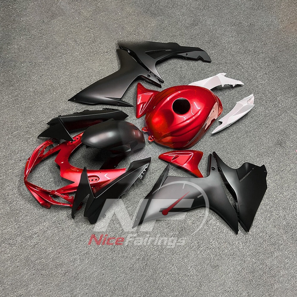 For Suzuki GSX-R600 GSX-R750 K11 2011-2016 Sportbike Fairing Set White Black Custom Painted Plastics | NiceFairings - front angle image