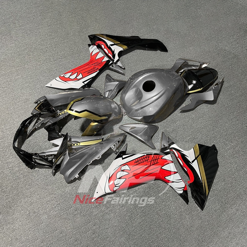 For Suzuki GSXR600 GSXR750 K11 2011-2016 Painted ABS Fairings White Black Complete Bodywork | NiceFairings - front angle image