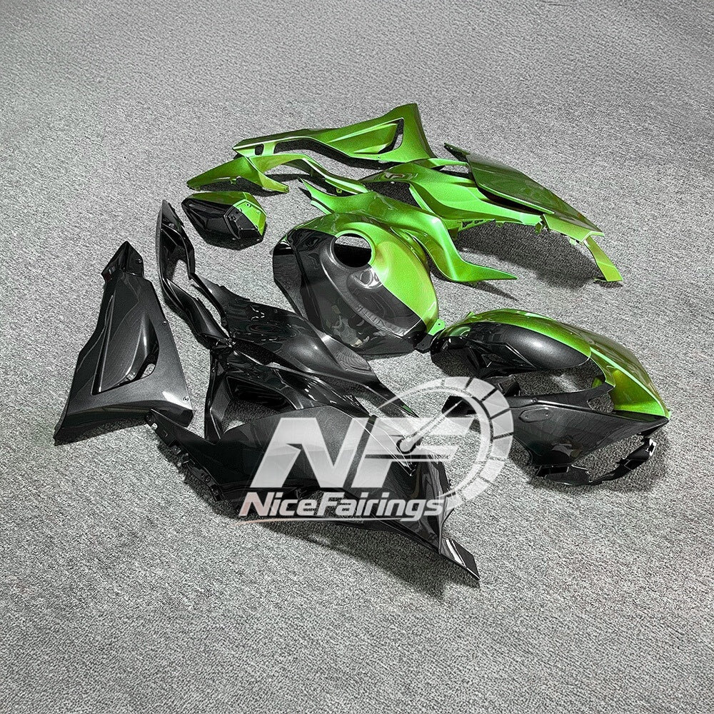 For Kawasaki ZX6R 636 2024-2025 Painted Motorcycle Bodywork Orange Black Tank Cover | NiceFairings - front angle image