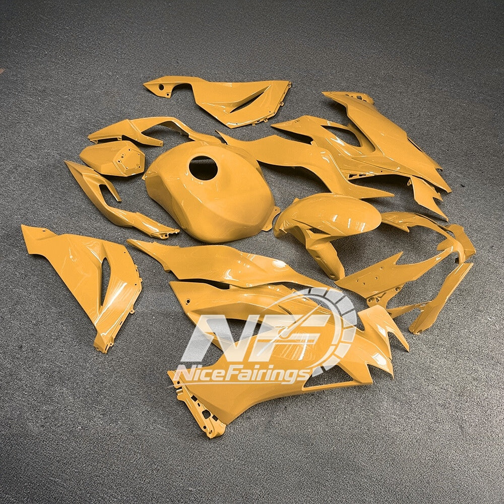 Ninja ZX6R 636 2019-2023 Sportbike Plastics Orange Black Tank Cover | NiceFairings - front angle image