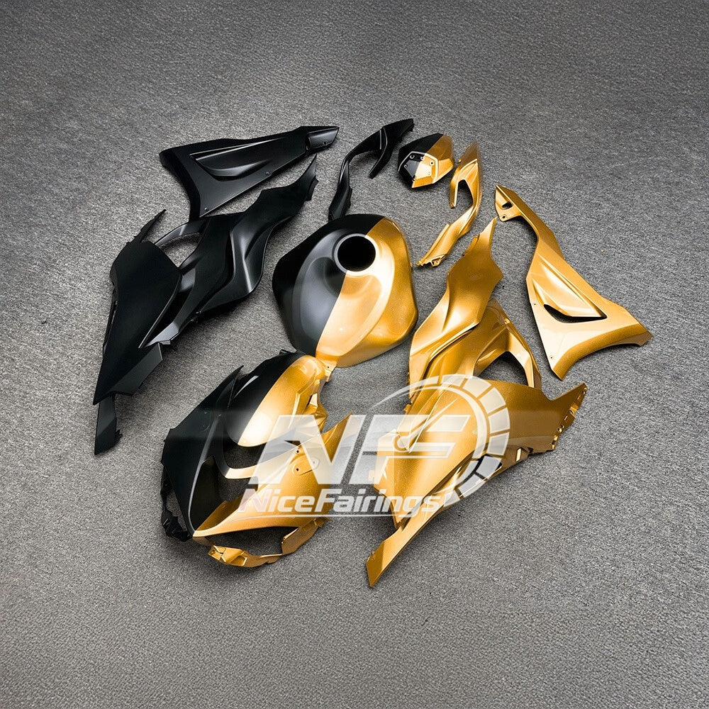 For Kawasaki Ninja ZX-6R 636 2024-2025 Custom Fairings White Blue Tank Cover | NiceFairings - front angle image