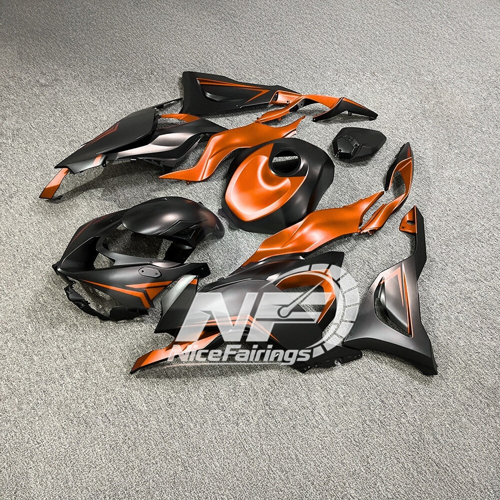 For Kawasaki ZX6R 636 2024-2025 Painted Motorcycle Bodywork Track Edition Tank Cover | NiceFairings - front angle image