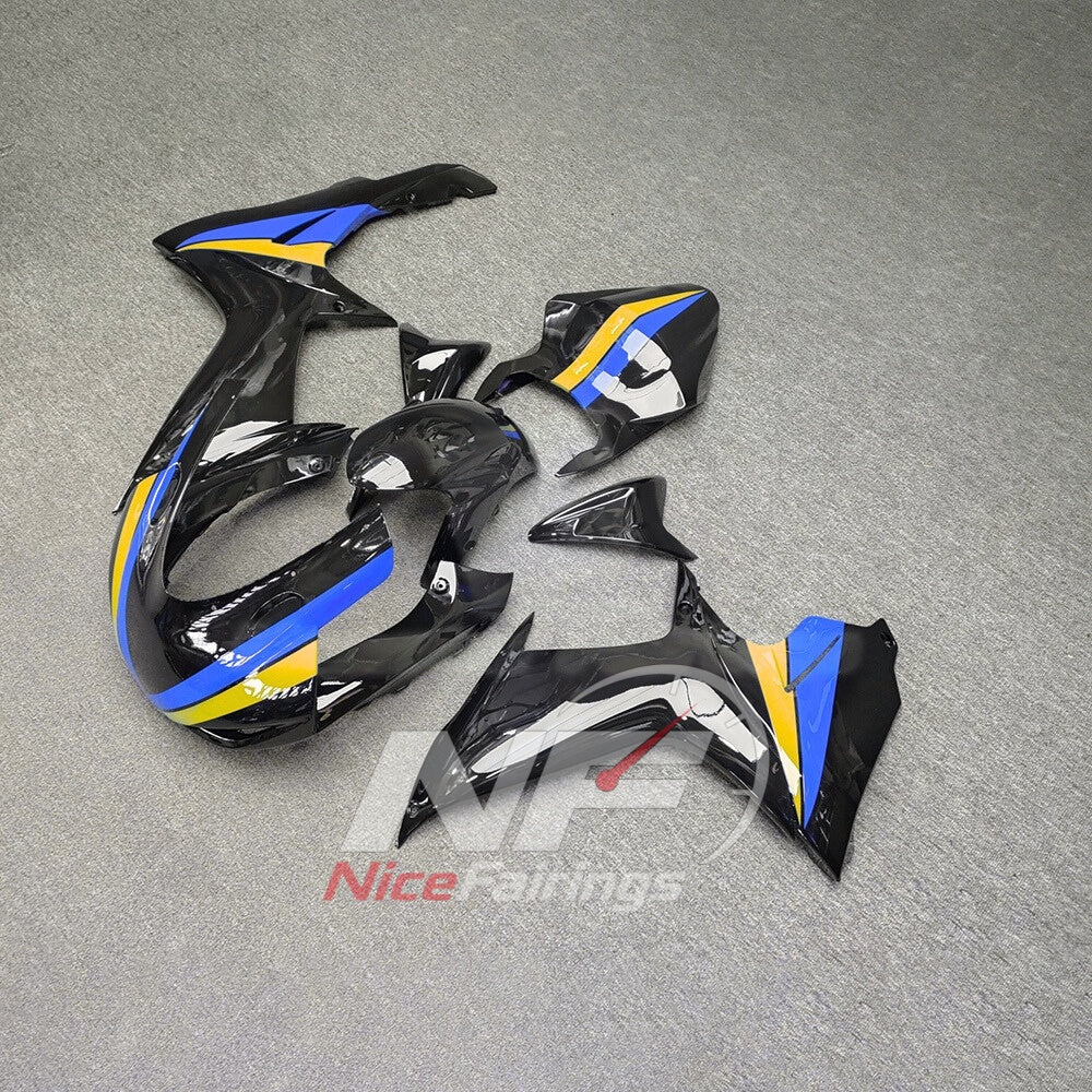 For Suzuki GSXR600 GSXR750 K11 2011-2016 Painted ABS Fairings White Black Complete Bodywork | NiceFairings - front angle image